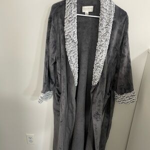 Midnight by Carole Hochman Charcoal and Cream Robe
